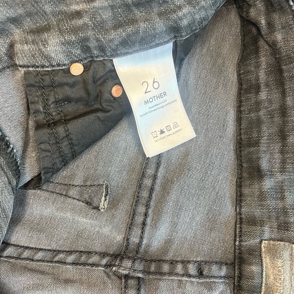 MOTHER Jeans High Waisted Looker, Bad Cat! Black Leopard Print, Size 26 - Picture 7 of 12